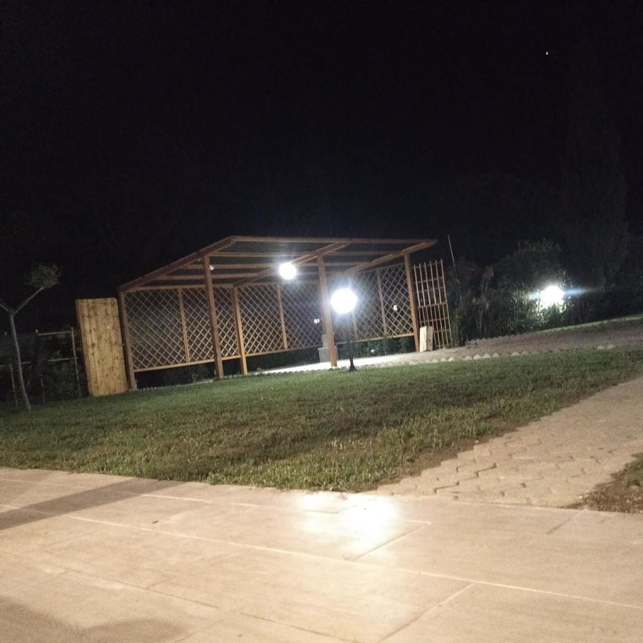 Oca Bianca Pescia Romana Exterior foto