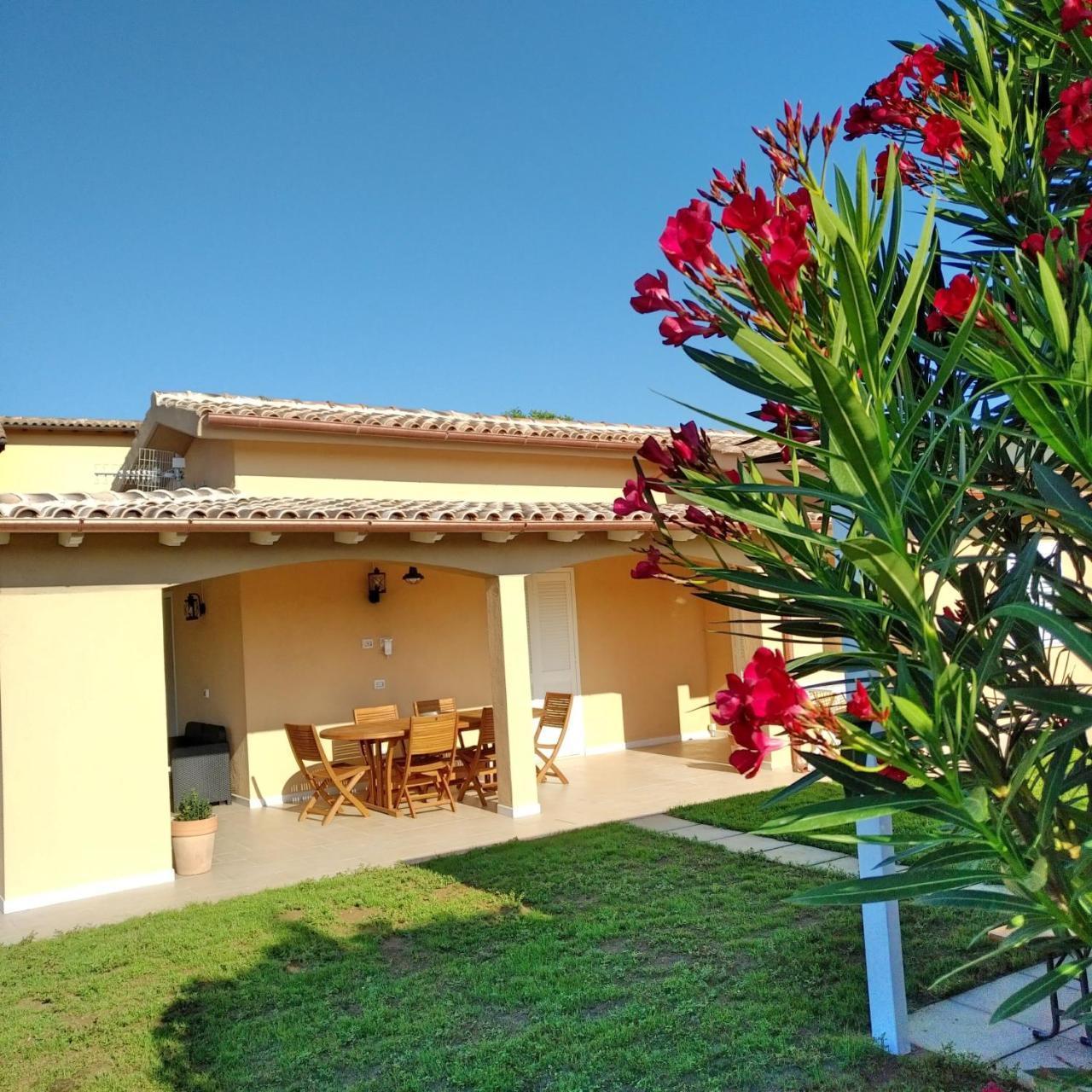 Oca Bianca Pescia Romana Exterior foto