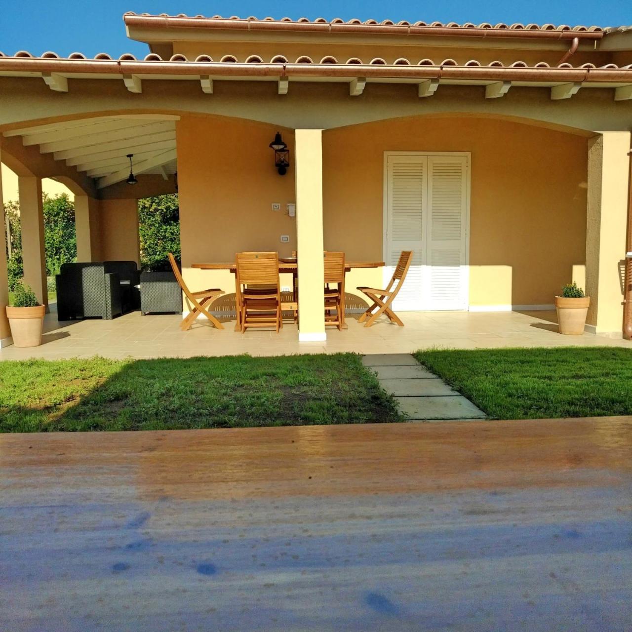 Oca Bianca Pescia Romana Exterior foto