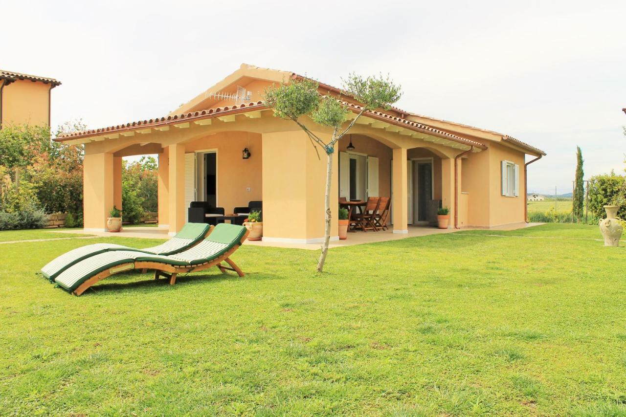 Oca Bianca Pescia Romana Exterior foto